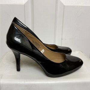 Merona Black Patent Pointed-Toe Pumps